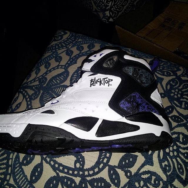 Cam'ron Picks Up Reebok Blacktop Battleground II