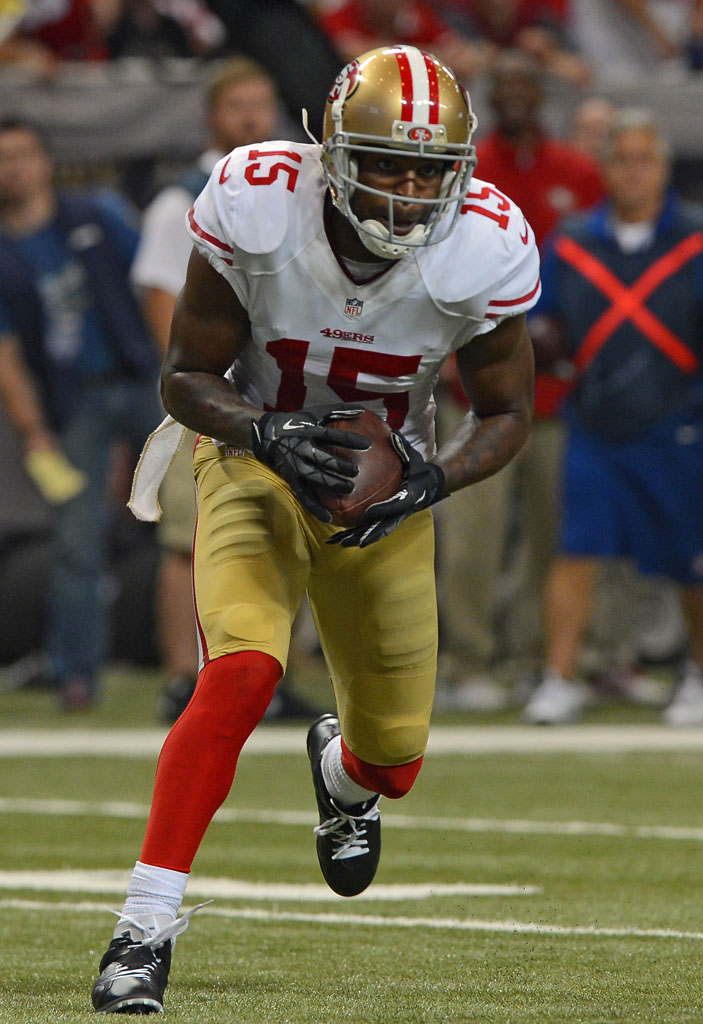 Michael Crabtree wearing Air Jordan VI 6 Black Cleats (1)