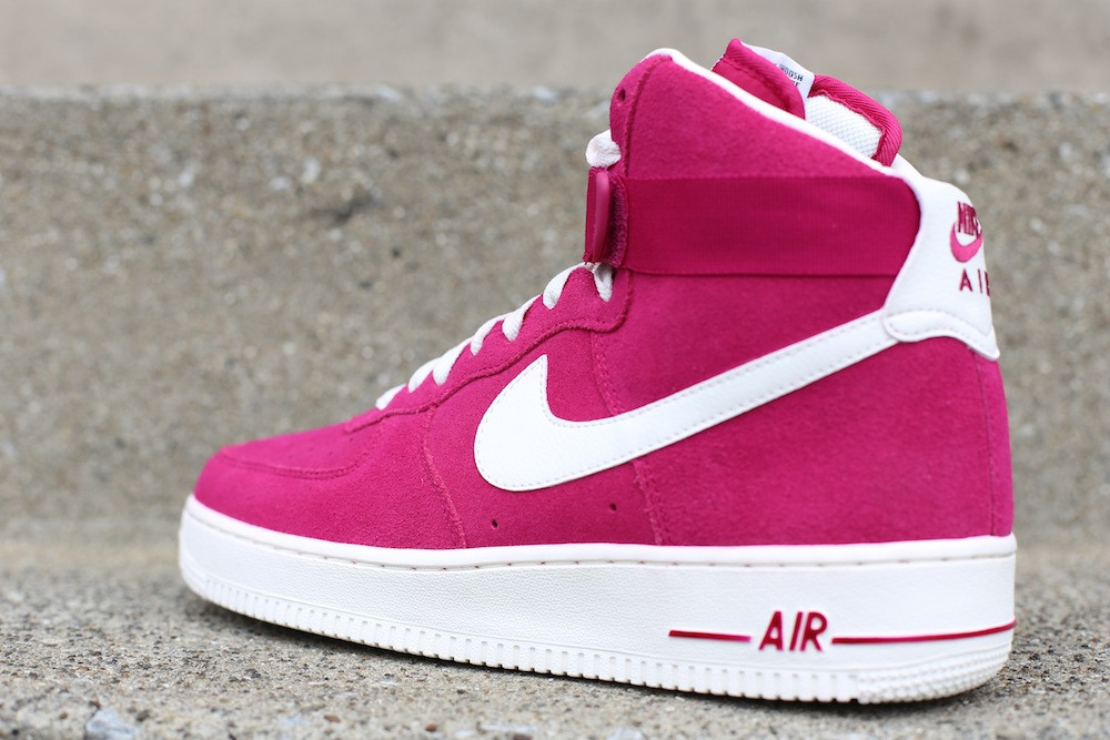 Nike air force cheap 1 high pink suede