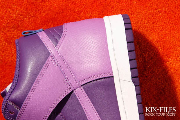 Nike WMNS Dunk Hi Club Purple Bright Violet White 318676-503