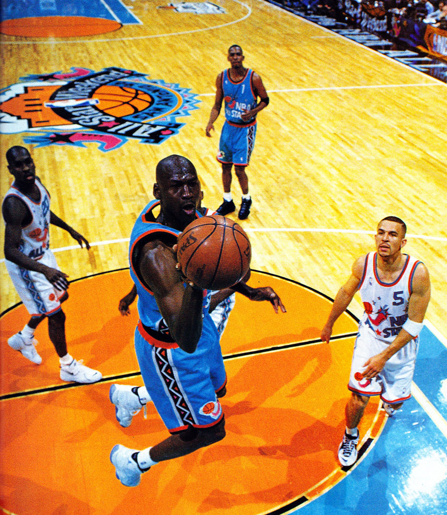 Michael Jordan wearing 'Columbia' Air Jordan XI 11 in the 1996 All-Star Game (2)