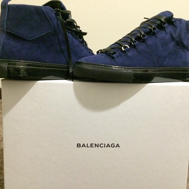 Bow Wow Picks Up 'Navy Suede' Balenciaga Arena