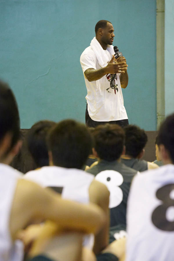 The 2011 LeBron James Basketball Tour - Chendgu Day 2