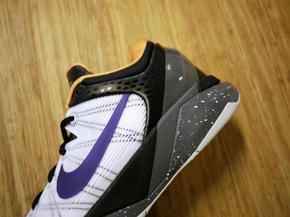 Nike Zoom Kobe VII 7 White Black Gold Purple 488371-103 (5)
