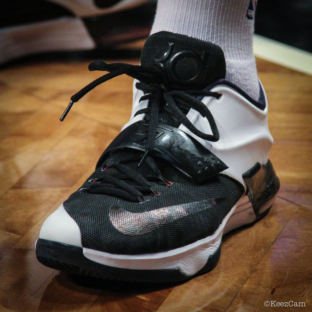 Mirza Teletovic wearing NIKEiD KD VII 7