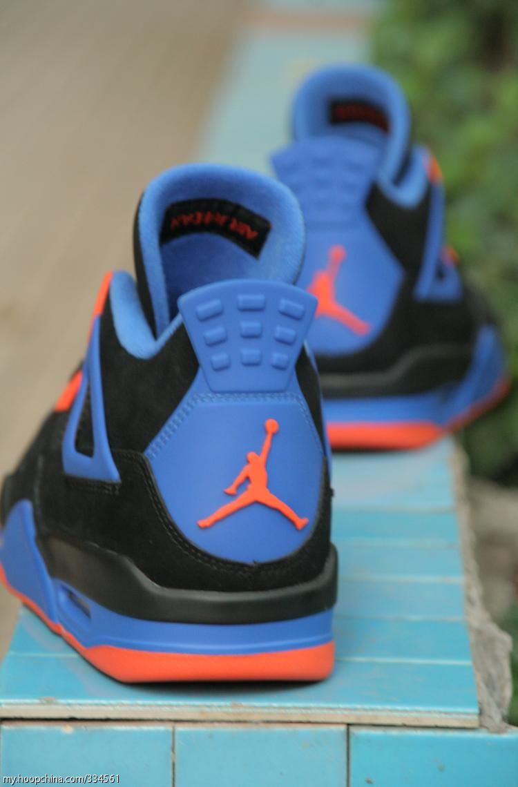 Blue and orange jordan hot sale 4