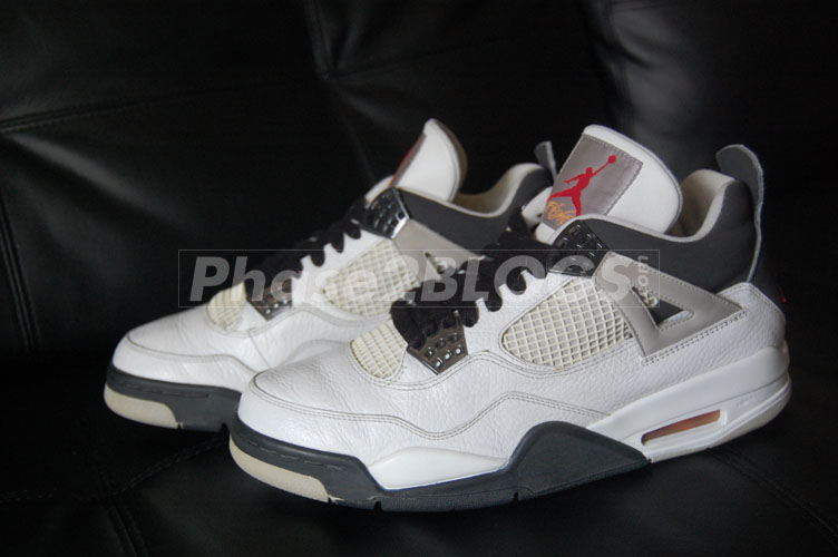 Phase2 Launches Phase2Blogs Air Jordan IV 4 White Black Red Sample