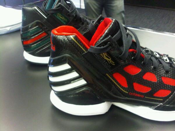 adidas adiZero Rose 2.0