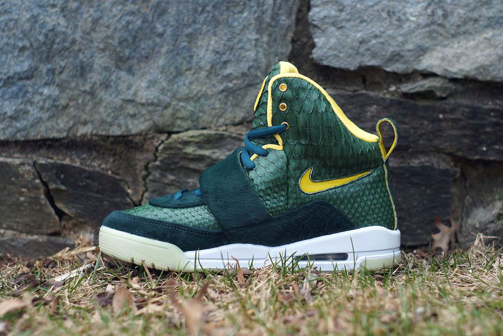 Nike Air Yeezy 'Oregon' by JBF Customs (1)