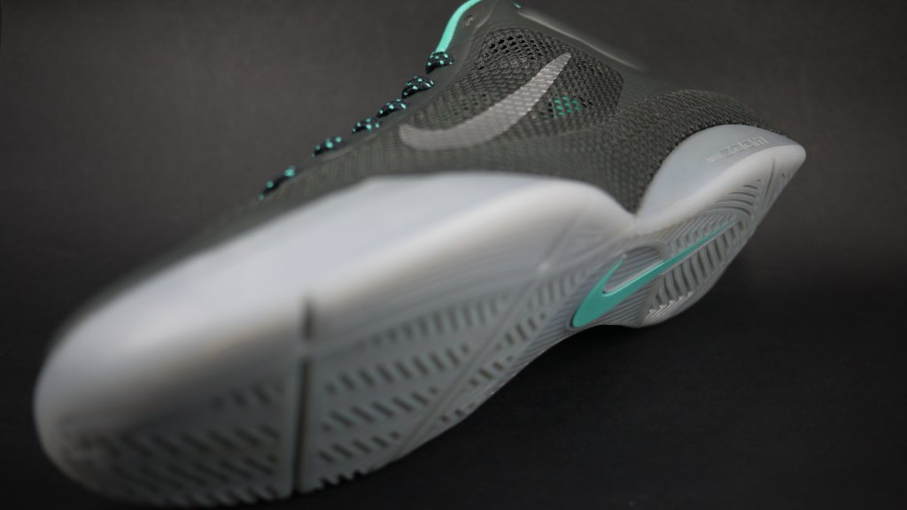 Nike Zoom Hyperfuse Low - EYBL