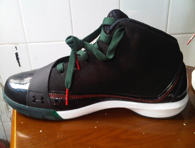 Under Armour Micro G Black Ice Black Green Red 