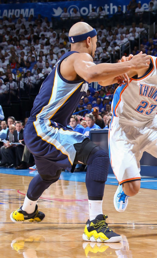 Jerryd Bayless wearing adidas Top Ten 2000 Rivalry Pack