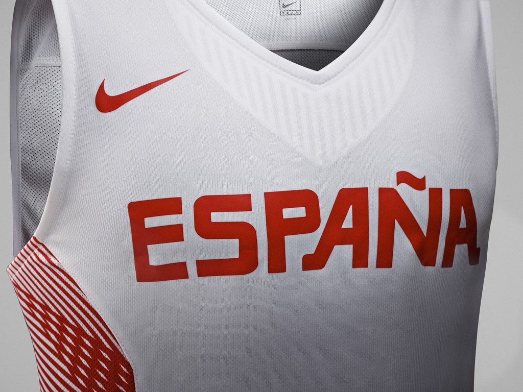 Nike x Spain HyperElite Uniforms for the 2014 FIBA World Cup Home (3)