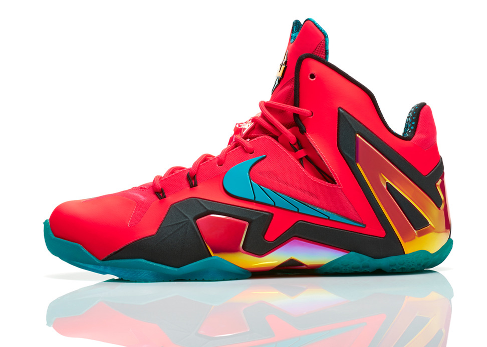 Nike LeBron 11 Elite Hero Profile