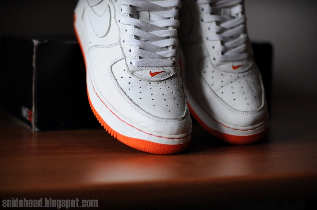 lace up air force ones