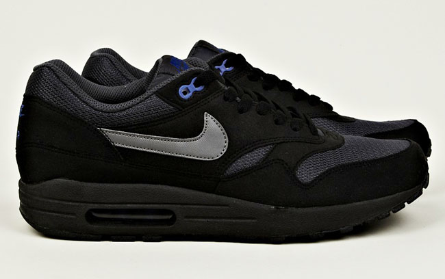 nike air max 1 black blue