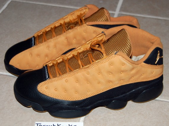 Air Jordan 13 Low Chutney •