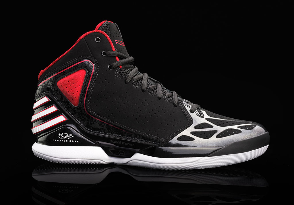 A Detailed Look at the adidas Rose 773 