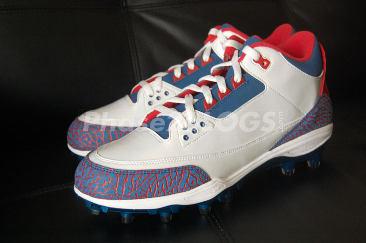 Air Jordan 3 Michael Vick Pro Bowl PE Cleats