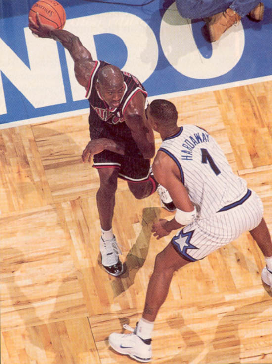 Michael Jordan wearing Air Jordan XI 11 Concord (18)