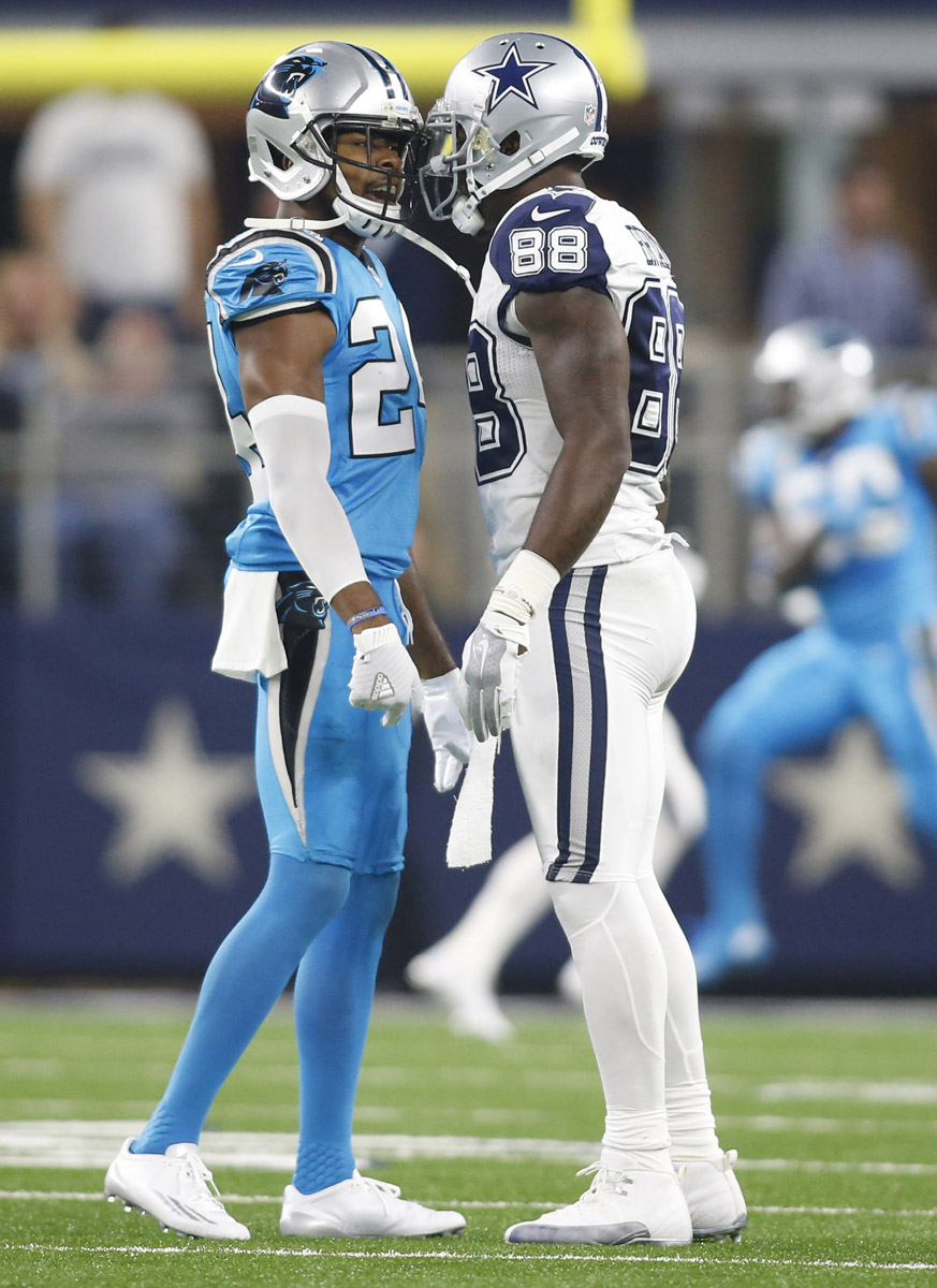 I love it!!! ‪#‎throwupthex Dez in NFL 'Color Rush' jersey!