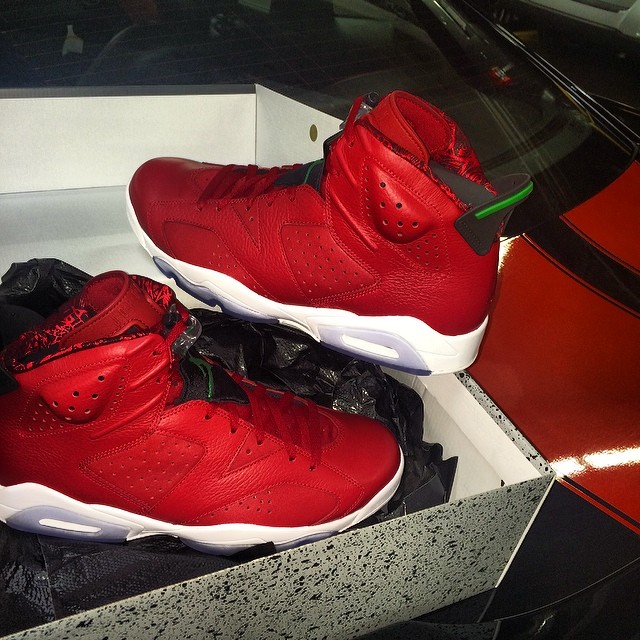 DJ Funk Flex Picks Up Air Jordan VI 6 Spizike