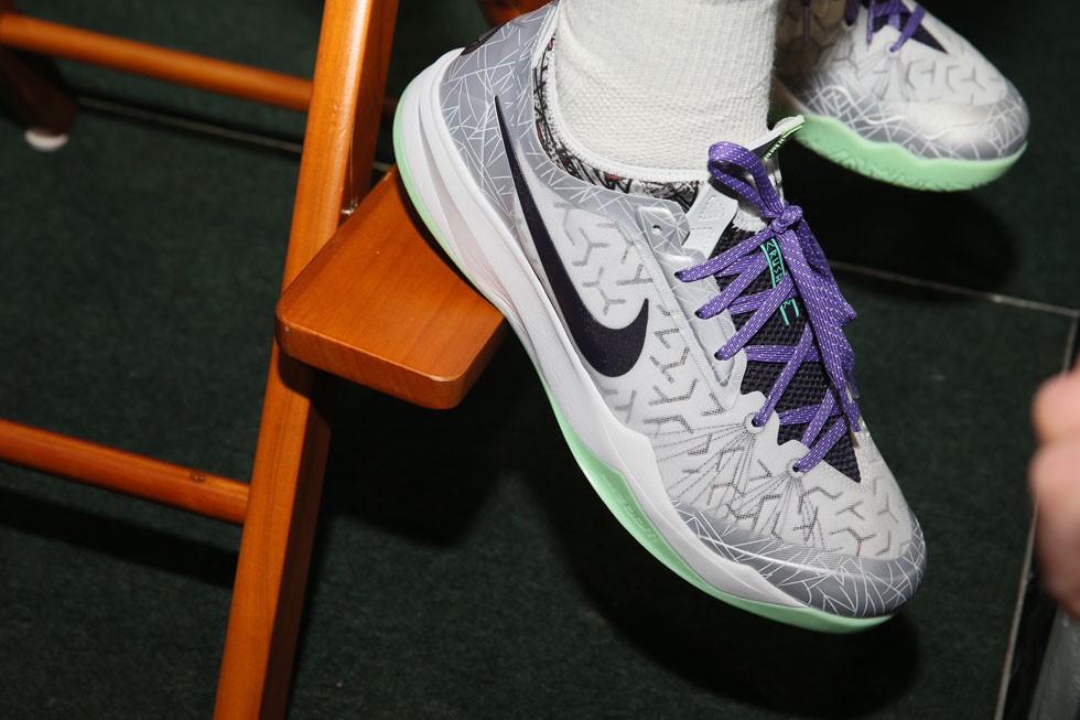 Paul George in the Nike zoom crusader