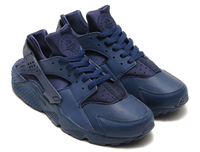 triple navy huaraches