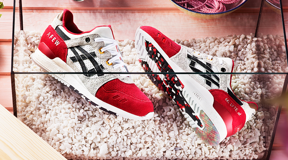 red koi asics