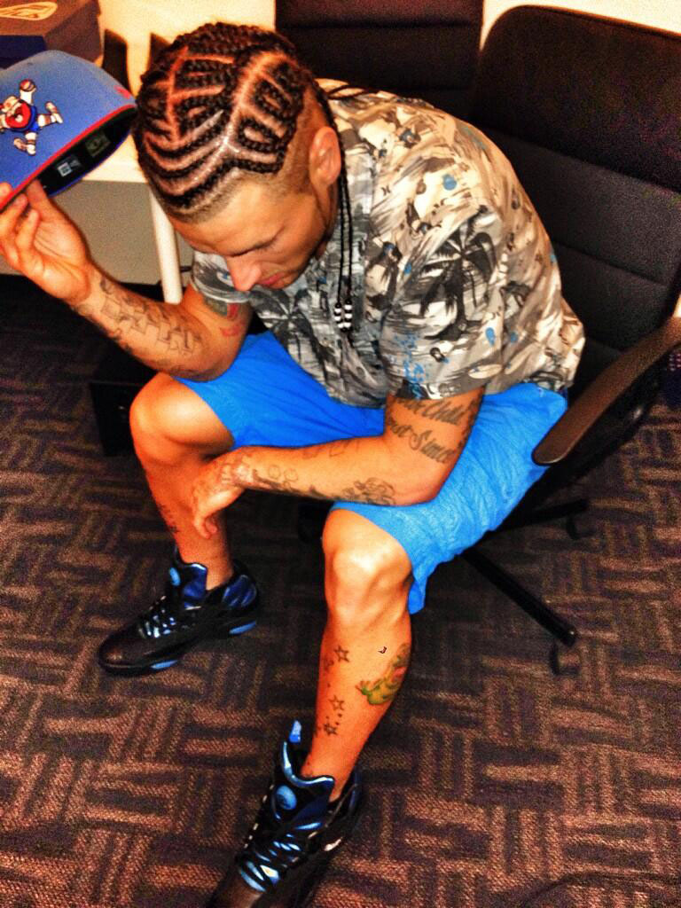 Riff Raff wearing Reebok Shaq Attaq Black/Blue