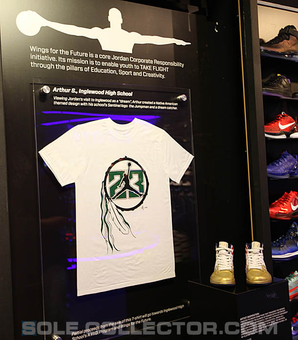 Dave White Air Jordan I Retro DW & WINGS for the Future Student Tee Display