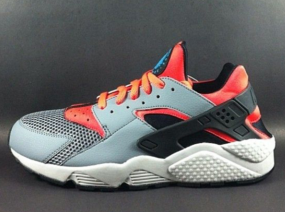 Nike Air Huarache LE - Grey/Red-Black 