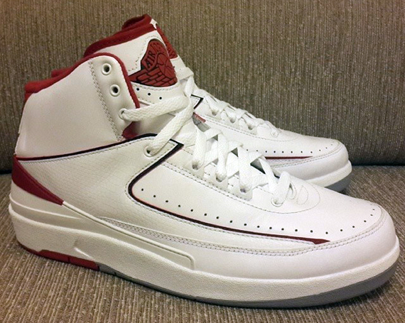 white air jordan 2