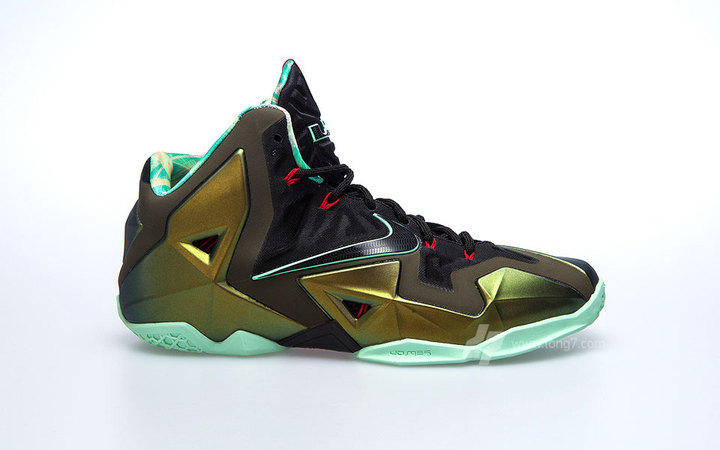 Nike LeBron XI Parachute Gold Release Date 616175-700 (2)