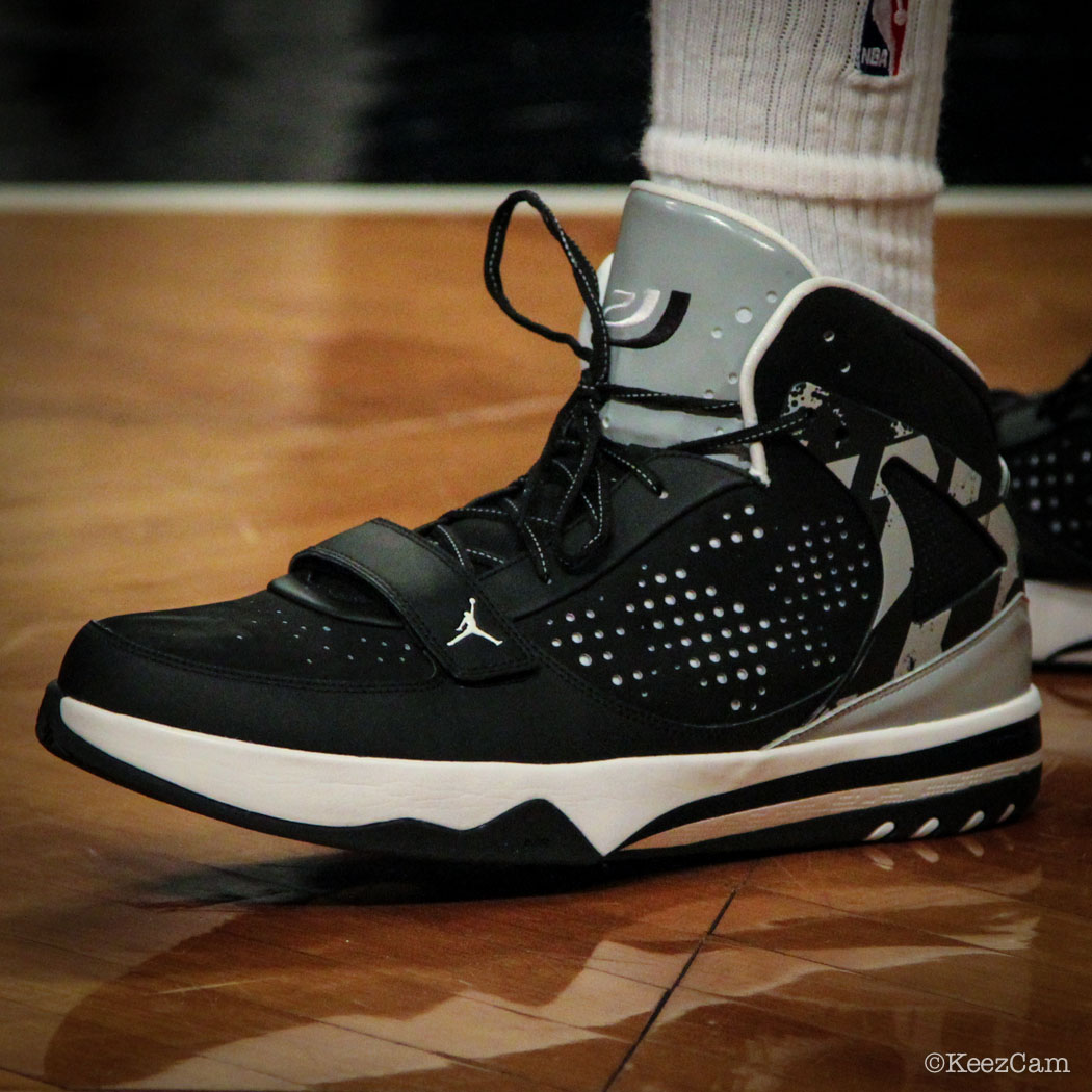 Joe Johnson wearing Jordan Phase 23 Hoops PE (1)