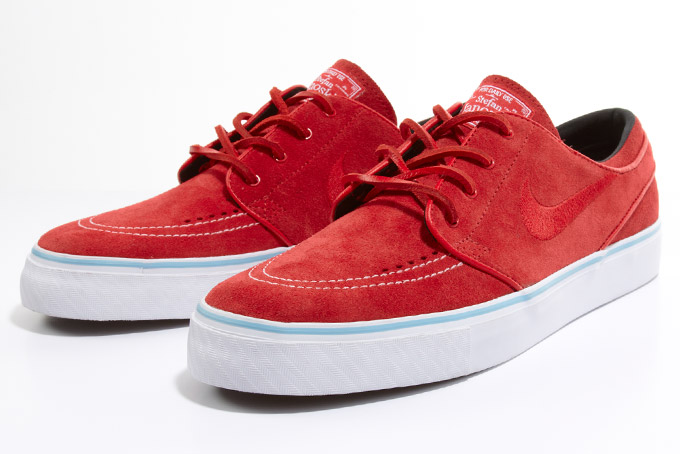 red and blue janoskis
