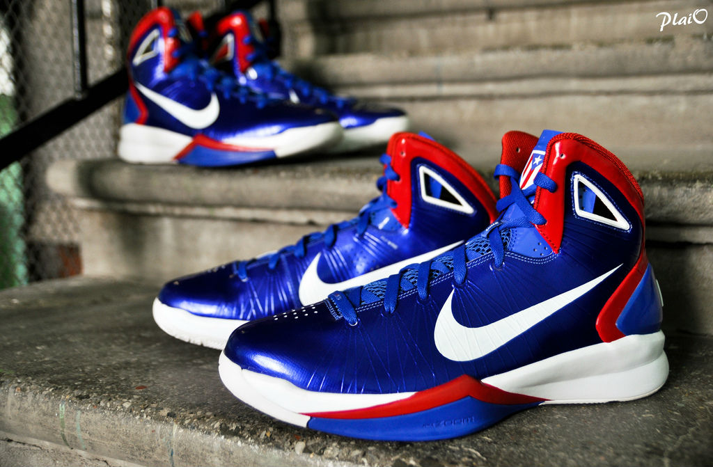 Spotlight // Pickups of the Week 10.13.12 - Nike Hyperdunk 2010 Puerto Rico by Russian Bear