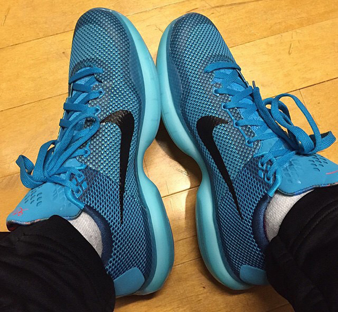 See How the Kobe X On-Feet | Complex