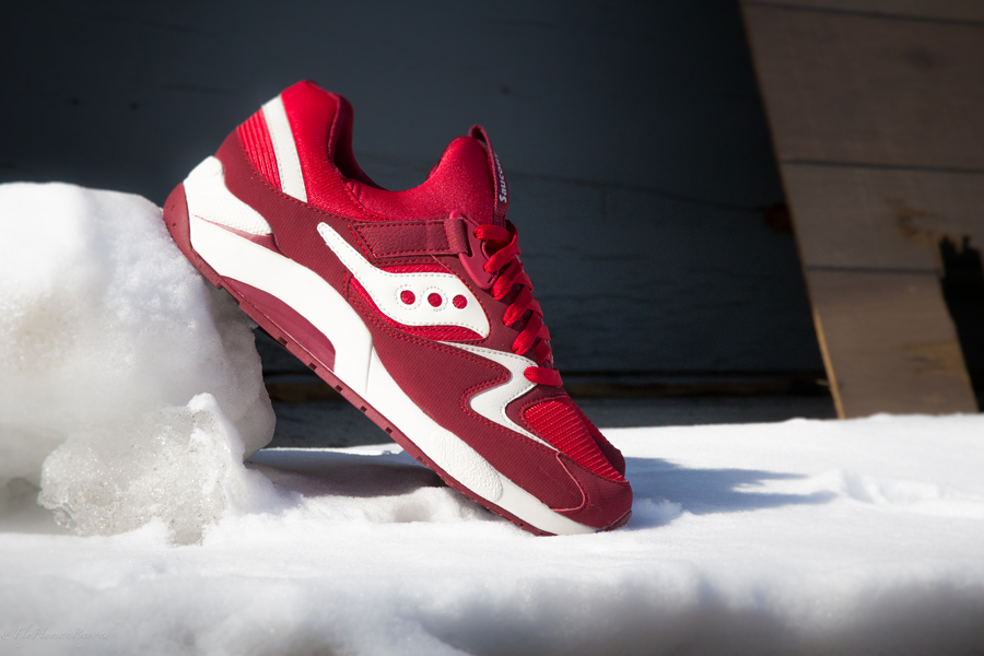 saucony grid 9000 red off white