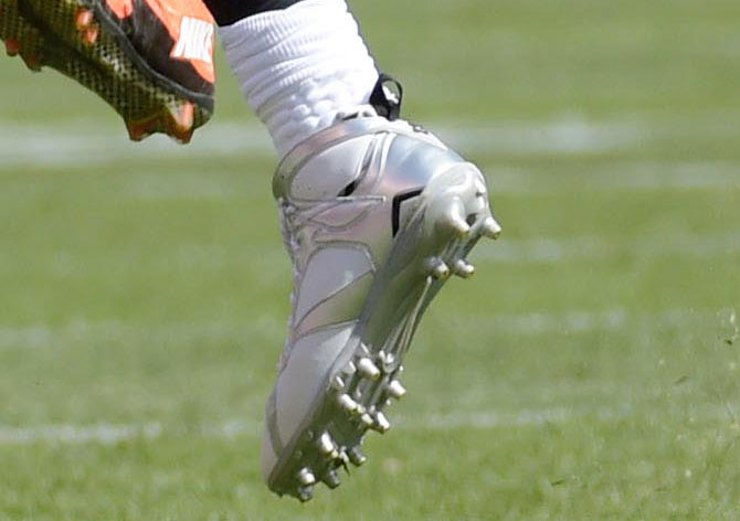 jordan 7 football cleats