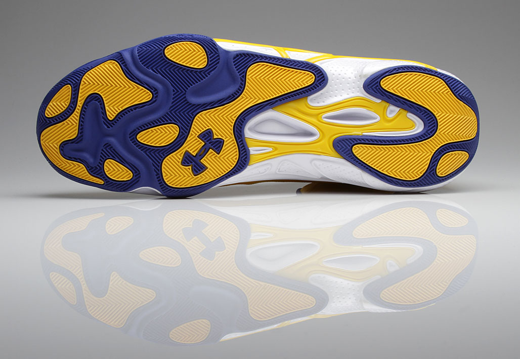 Stephen Curry Under Armour Anatomix Spawn Away PE // Close-Up (5)
