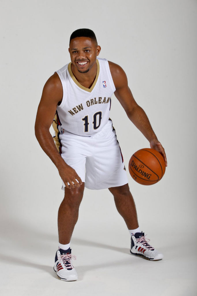 Eric Gordon wearing adidas adipure Crazyghost PE