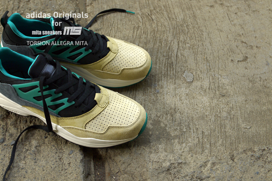 mita sneakers x adidas Originals Torsion Allegra detail