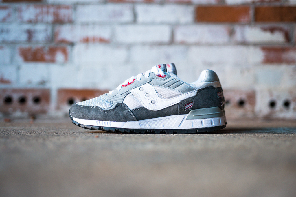 saucony shadow 5000 grey red