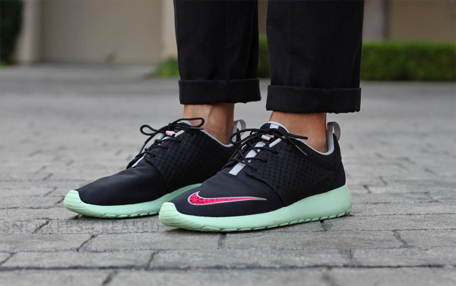 nike yeezy roshe run