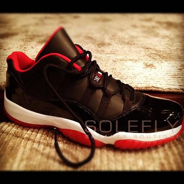 Jordan 11 store low black red