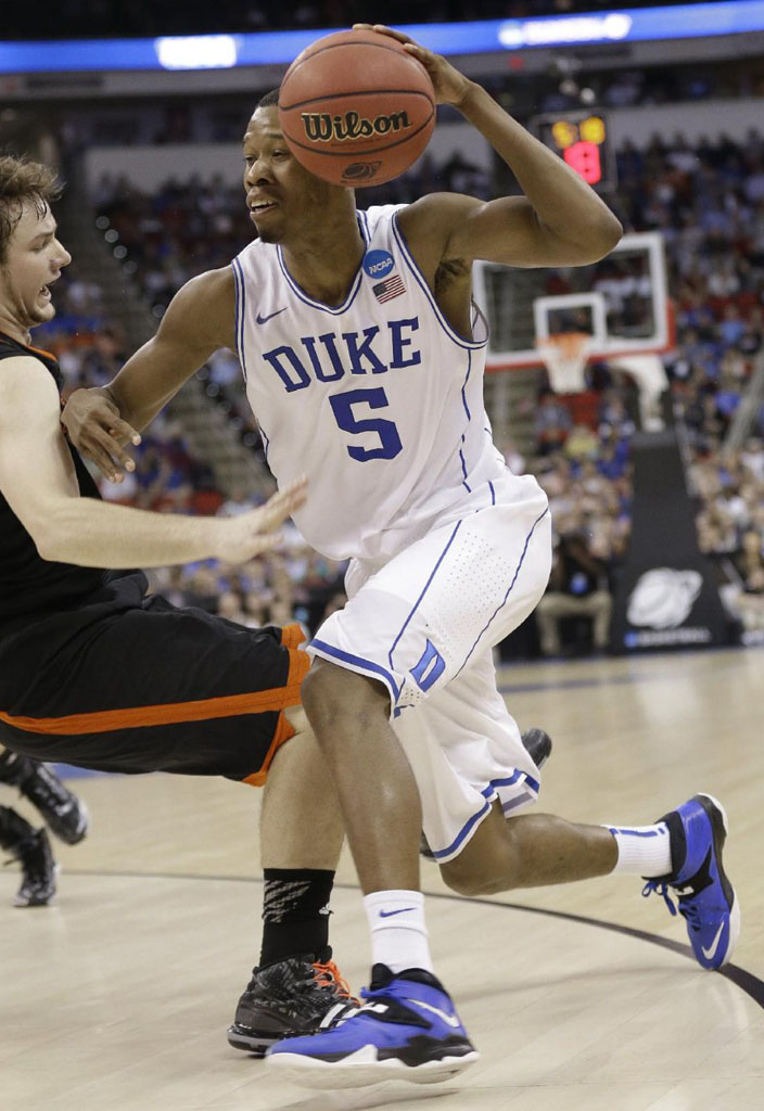 Rodney Hood wearing Nike Zoom Soldier VII 7 Duke Blue Devils PE