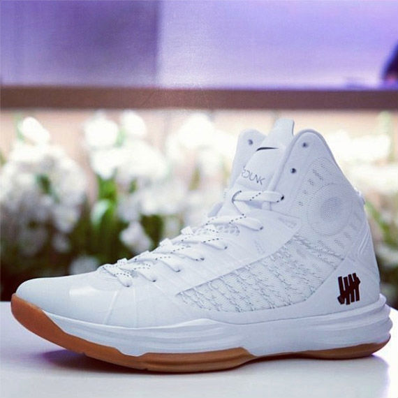 UNDFTD x Nike "Bring Back Pack" Hyperdunk