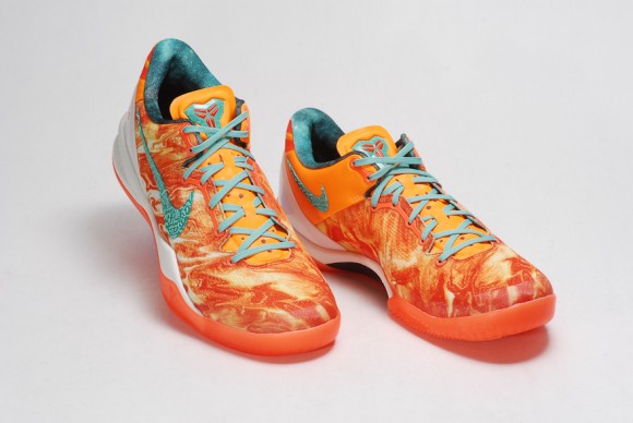 Nike Kobe 8+ - Area 72