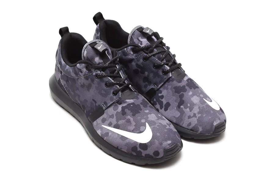 Nike Roshe Run Dark Grey Camo